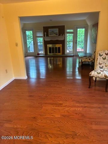 11 Rosewood Drive, Spring Lake Heights, NJ 07762