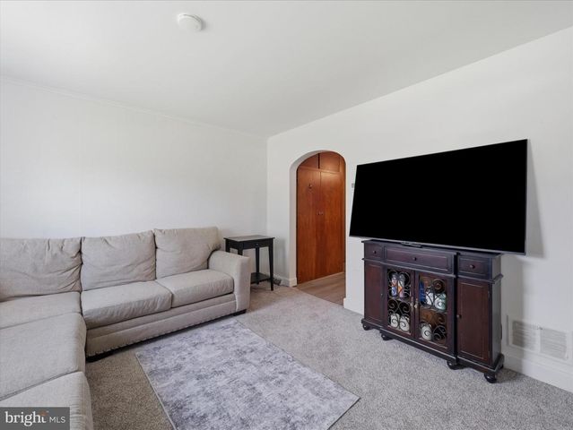 123 BELVIEW AVE, Hagerstown, MD 21742