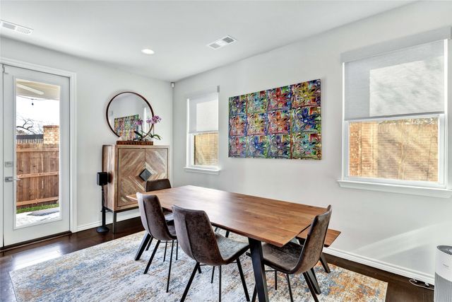 101 Crossroads Circle, Westworth Village, TX 76114