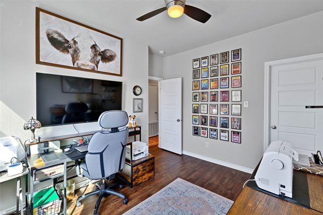 101 Crossroads Circle, Westworth Village, TX 76114