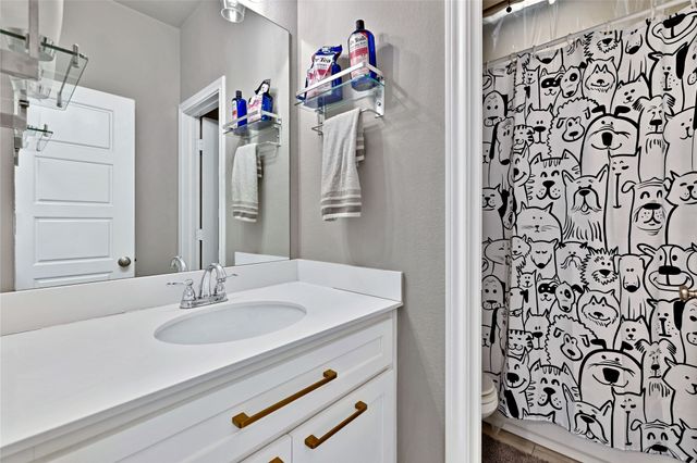 101 Crossroads Circle, Westworth Village, TX 76114