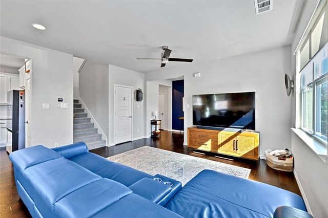 101 Crossroads Circle, Westworth Village, TX 76114