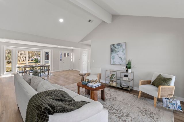 1822 Mallard Circle, Moncks Corner, SC 29461