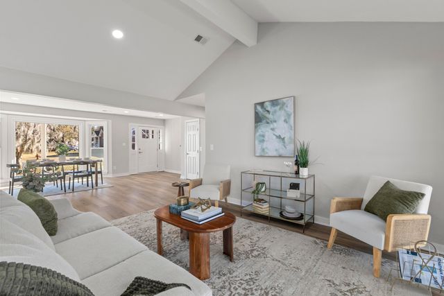 1822 Mallard Circle, Moncks Corner, SC 29461