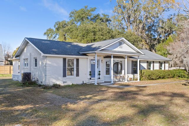1822 Mallard Circle, Moncks Corner, SC 29461