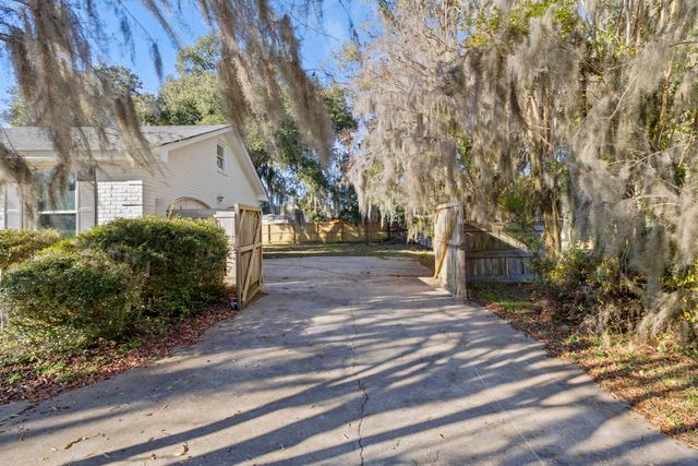 1822 Mallard Circle, Moncks Corner, SC 29461