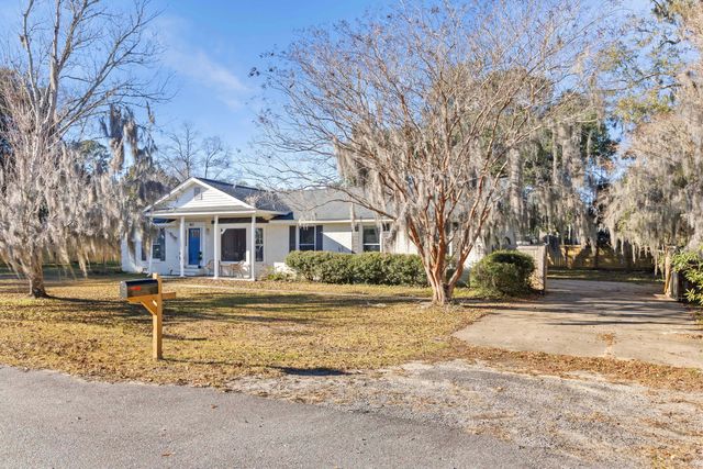 1822 Mallard Circle, Moncks Corner, SC 29461