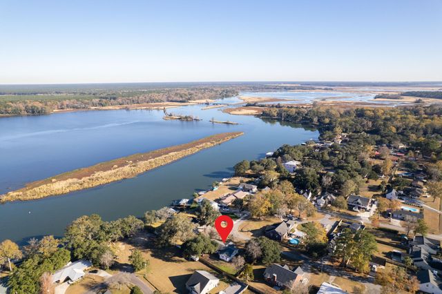 1822 Mallard Circle, Moncks Corner, SC 29461