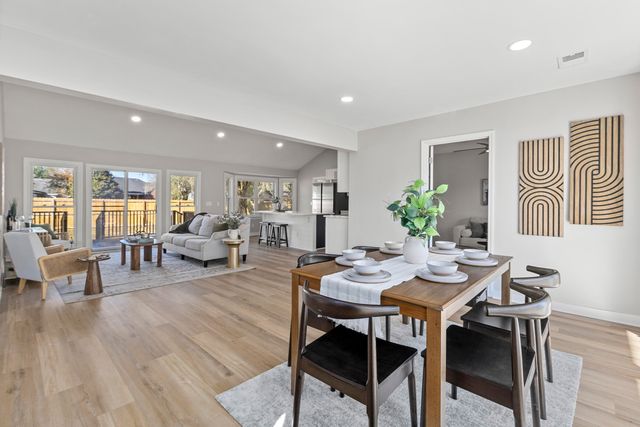 1822 Mallard Circle, Moncks Corner, SC 29461