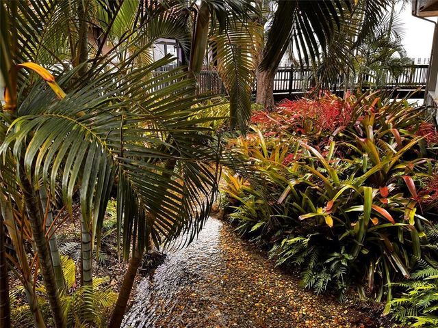 112 Lake Emerald 206, Oakland Park, FL 33309