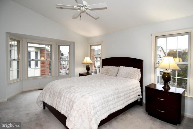 237 BLAZE CLIMBER WAY, Rockville, MD 20850