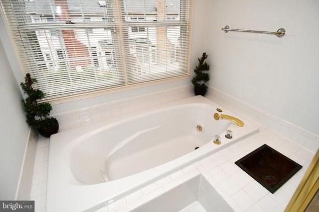 237 BLAZE CLIMBER WAY, Rockville, MD 20850