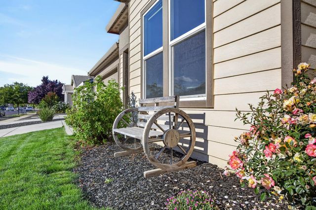 663 Atherton Way, Plumas Lake, CA 95961
