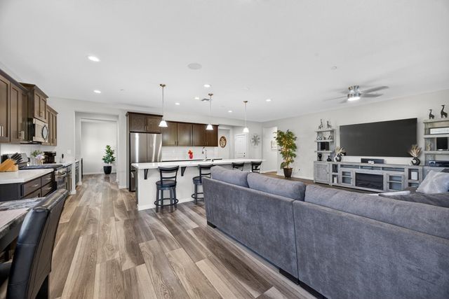 663 Atherton Way, Plumas Lake, CA 95961