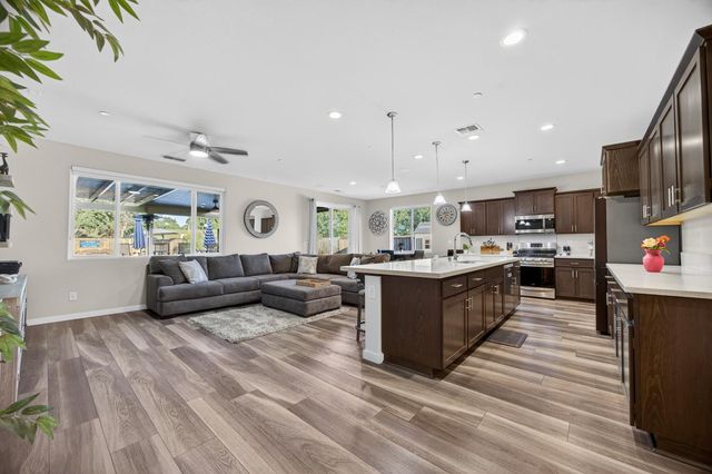 663 Atherton Way, Plumas Lake, CA 95961