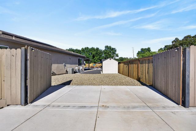 663 Atherton Way, Plumas Lake, CA 95961