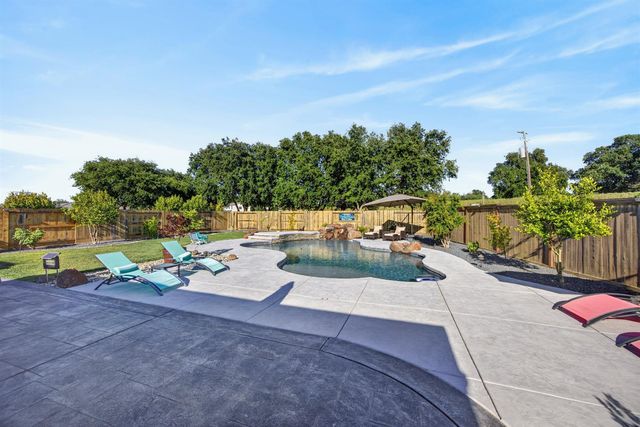 663 Atherton Way, Plumas Lake, CA 95961