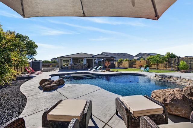 663 Atherton Way, Plumas Lake, CA 95961