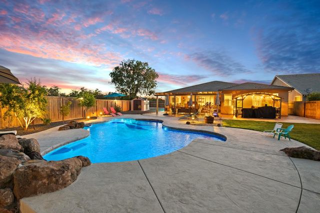 663 Atherton Way, Plumas Lake, CA 95961