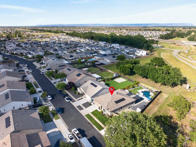 663 Atherton Way, Plumas Lake, CA 95961