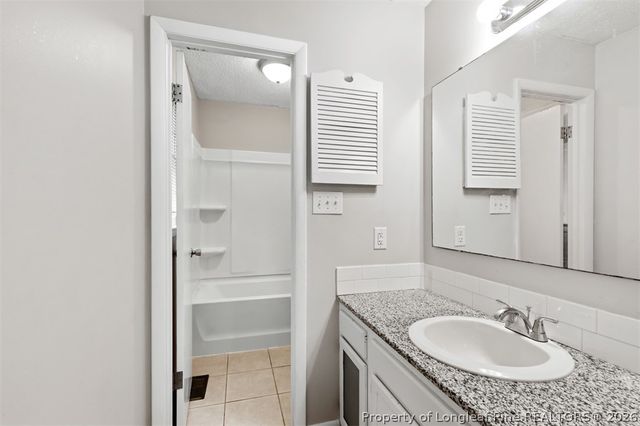 2053 Lothbury Drive, Fayetteville, NC 28304