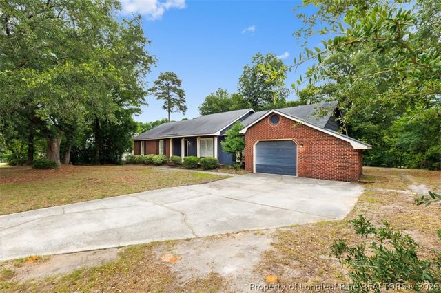 2053 Lothbury Drive, Fayetteville, NC 28304