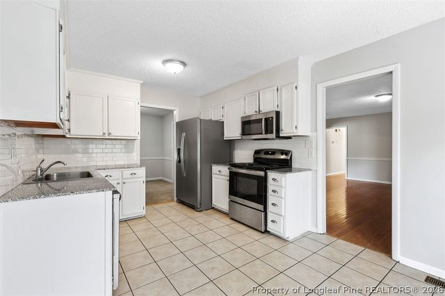 2053 Lothbury Drive, Fayetteville, NC 28304