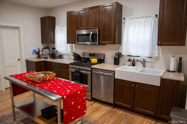 3 Carman Street, Patchogue, NY 11772