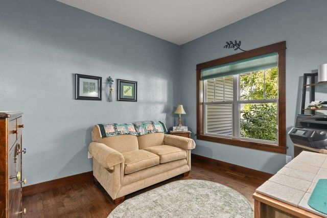 1841 MARTINGALE LANE, Neenah, WI 54956