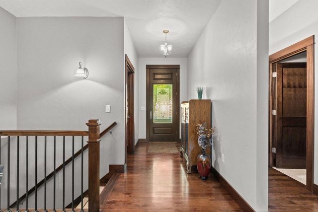 1841 MARTINGALE LANE, Neenah, WI 54956