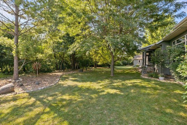 1841 MARTINGALE LANE, Neenah, WI 54956