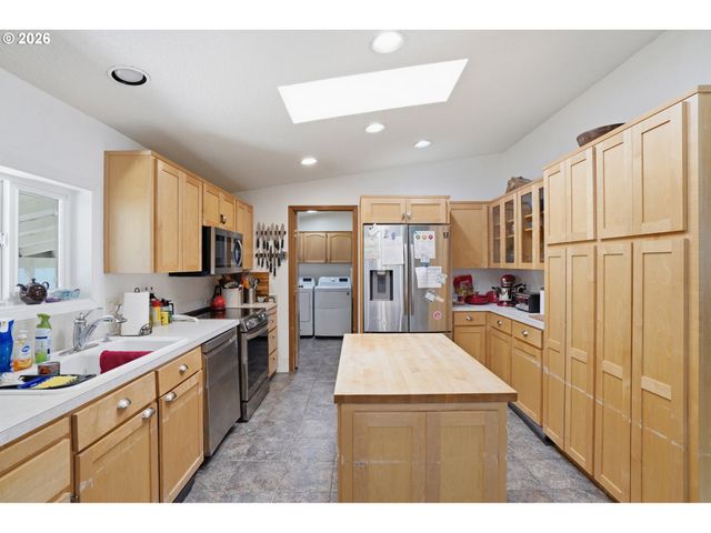 369 GUN CLUB Rd 10, Woodland, WA 98674