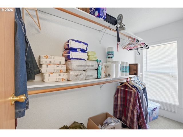 369 GUN CLUB Rd 10, Woodland, WA 98674