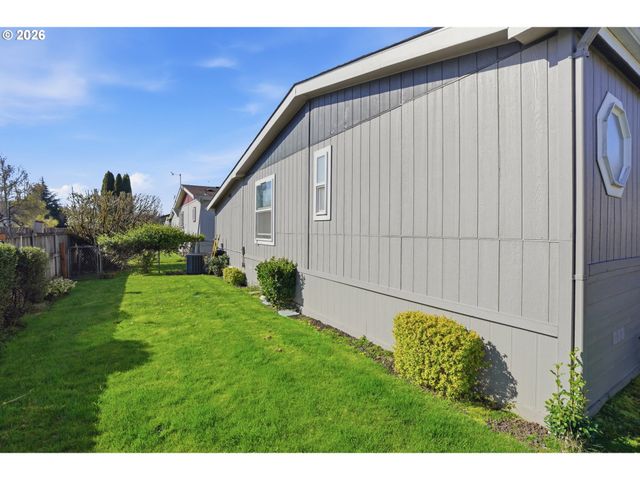 369 GUN CLUB Rd 10, Woodland, WA 98674