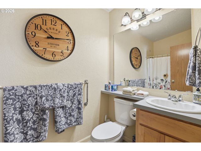 369 GUN CLUB Rd 10, Woodland, WA 98674