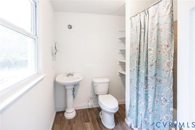 9016 Robin Rd, Disputanta, VA 23842