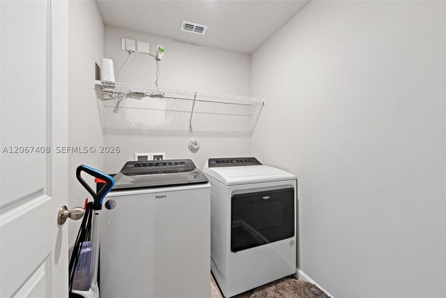 1616 Lindley St, Mangonia Park, FL 33407