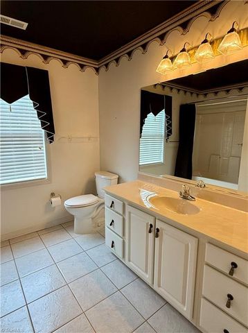 152 Wyndham Court, High Point, NC 27265