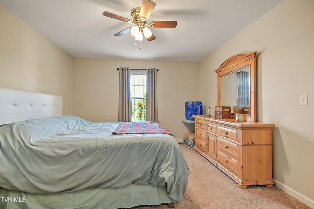 134 May Apple Drive, Bluff City, TN 37618