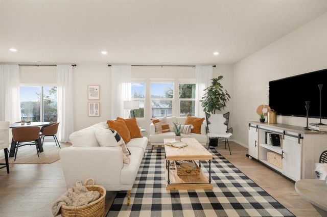 3631 S Blake Ln, Spokane, WA 99206