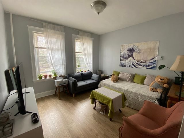 316 Summit Avenue 6, Boston, MA 02135