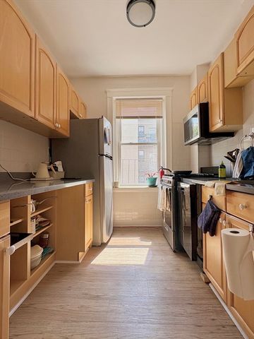 316 Summit Avenue 6, Boston, MA 02135