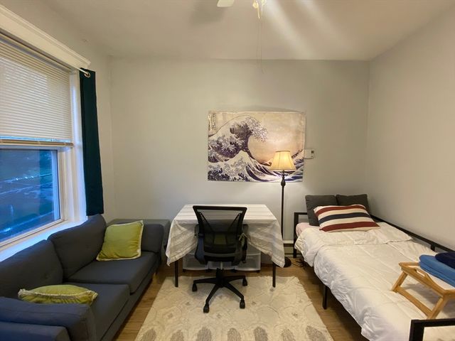 316 Summit Avenue 6, Boston, MA 02135