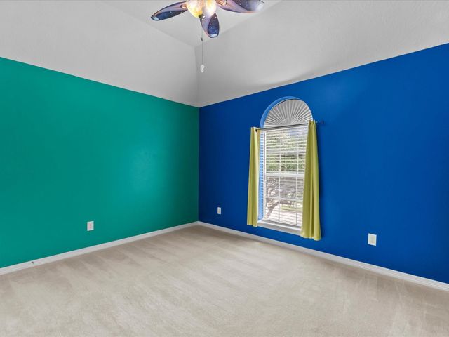 201 Lago Vista Street, Kemah, TX 77565