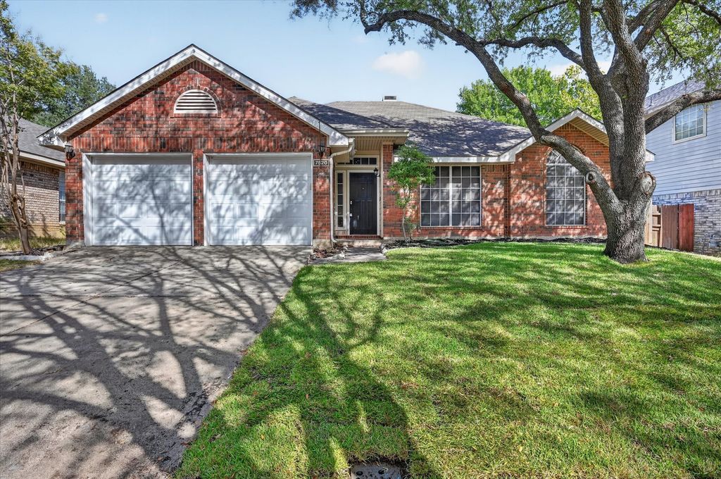7520 Lake Arrowhead Drive, Fort Worth, TX 76137 — exterior