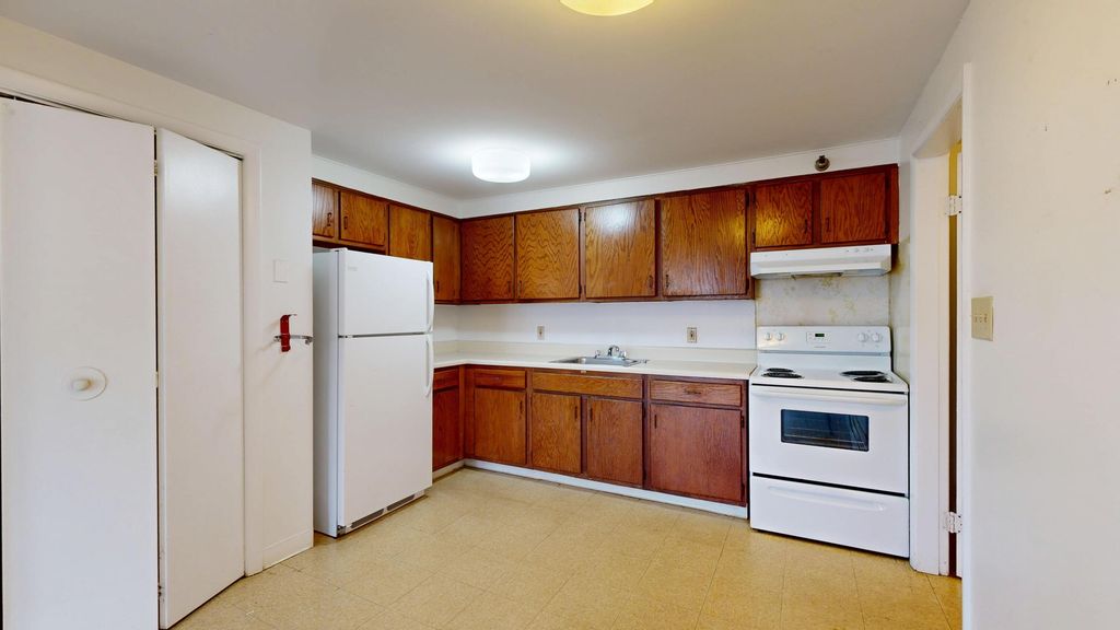 198 Park Street, Lewiston, ME 04240 — photo 4