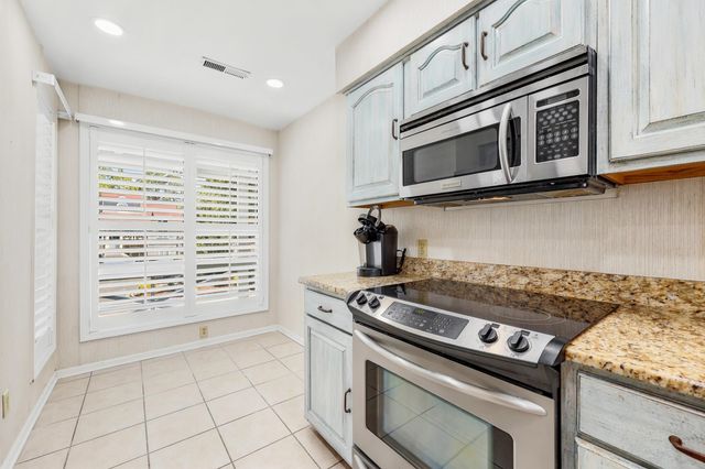 4396 Baldwin Ave Apt 81, Little River, SC 29566