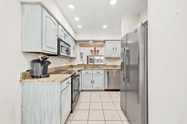 4396 Baldwin Ave Apt 81, Little River, SC 29566