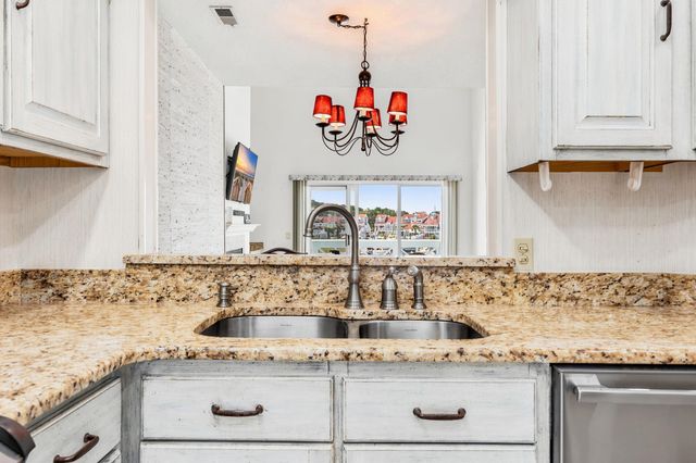 4396 Baldwin Ave Apt 81, Little River, SC 29566