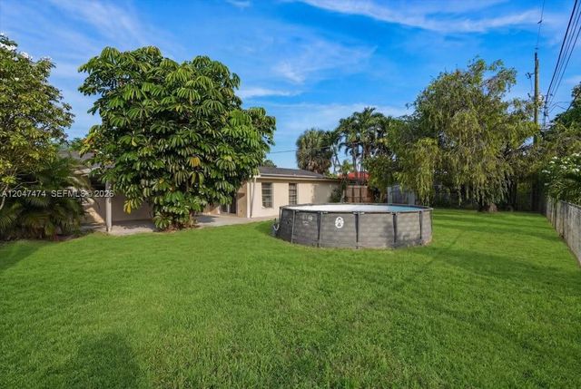 7850 W 16th Avenue, Hialeah, FL 33014